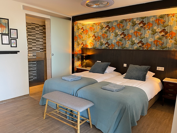 Image from Wixstatic (2)